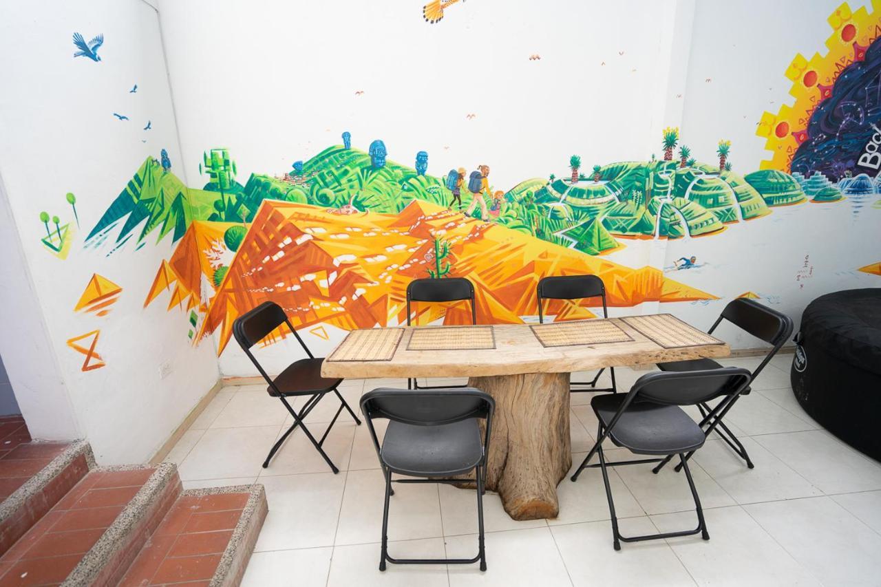 Backpackers And Travellers Hostel Neiva  Extérieur photo