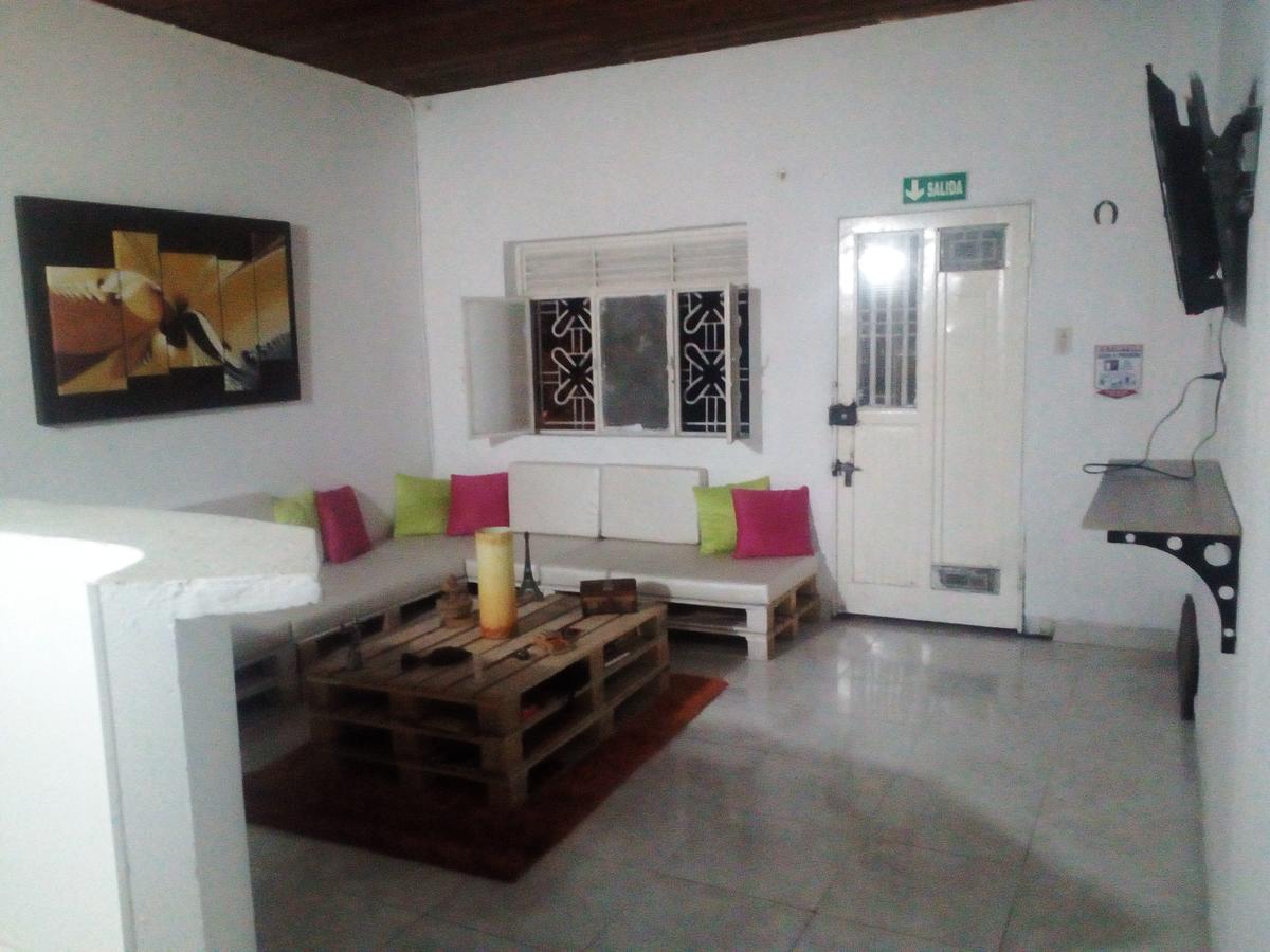 Backpackers And Travellers Hostel Neiva  Extérieur photo