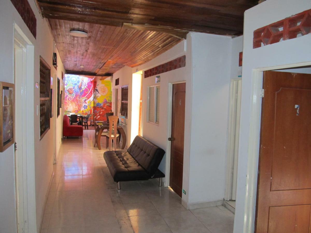 Backpackers And Travellers Hostel Neiva  Extérieur photo