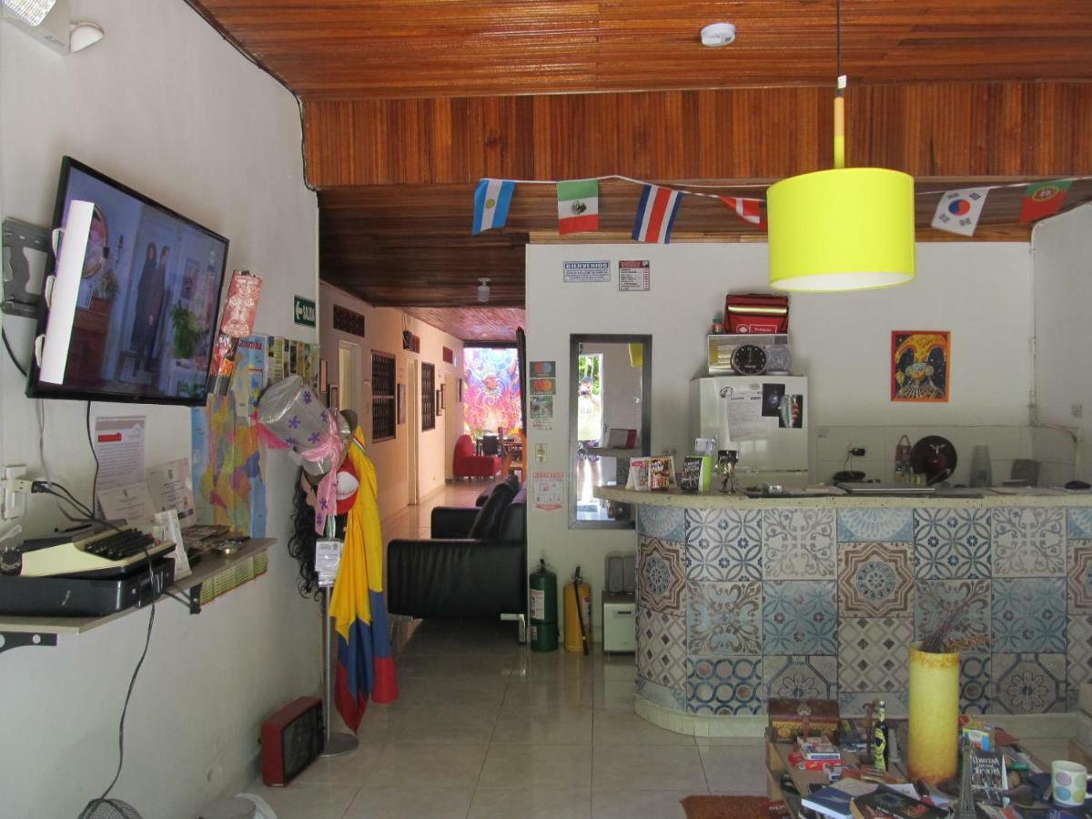 Backpackers And Travellers Hostel Neiva  Extérieur photo