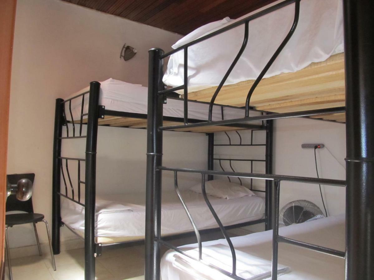 Backpackers And Travellers Hostel Neiva  Extérieur photo