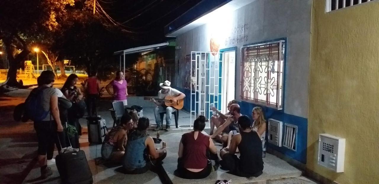 Backpackers And Travellers Hostel Neiva  Extérieur photo